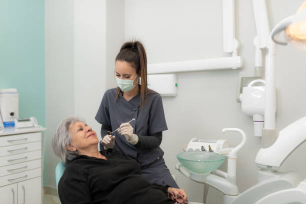 Best Dentist for Tooth Abscess  in Strasburg, CO